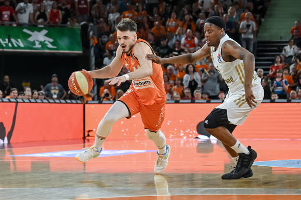 会让勇士攻 会让勇士攻