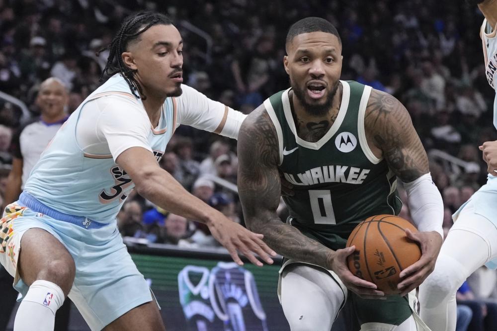 表现无疑与 表现无疑与